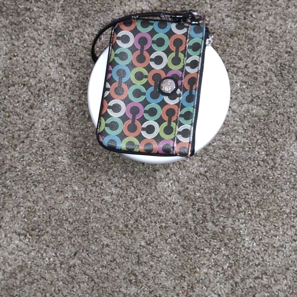 Coach DOTTED "C" Mulitcolor Wristlet NWOT - Picture 6 of 16